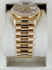 1986 Rolex Day-Date 36mm 18238 Presidential Yellow Gold Silver Dial