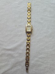 vintage timex watch for women carriage quartz
