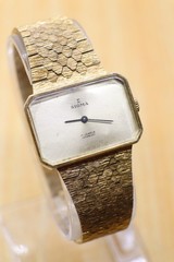 Vintage Sigma Incabloc 17J Gold Plated Manual Wind Honeycomb Bracelet Watch
