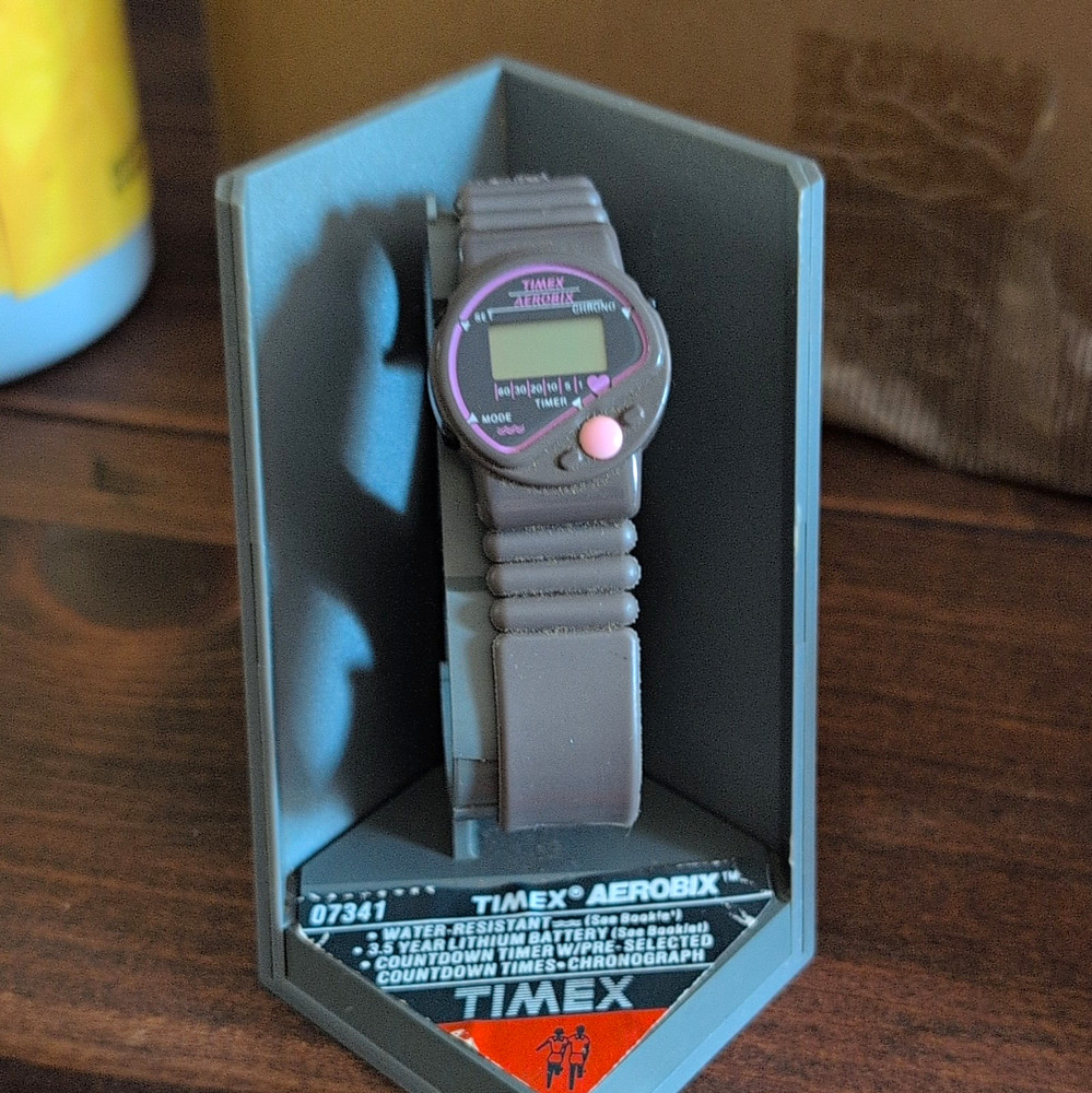 Timex Aerobix Digital Quartz Chronograph 50m Gray Resin Strap w/ Box Manual