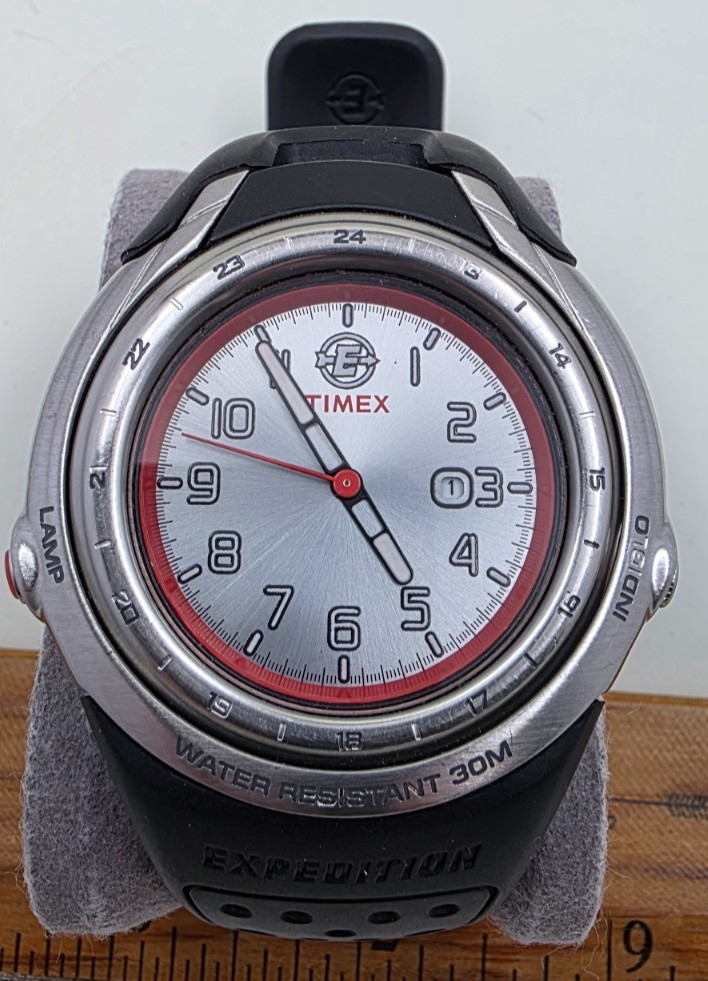 Vintage Timex Expedition Adventure Tech T41641 Flashlight Watch – Tested & Worki