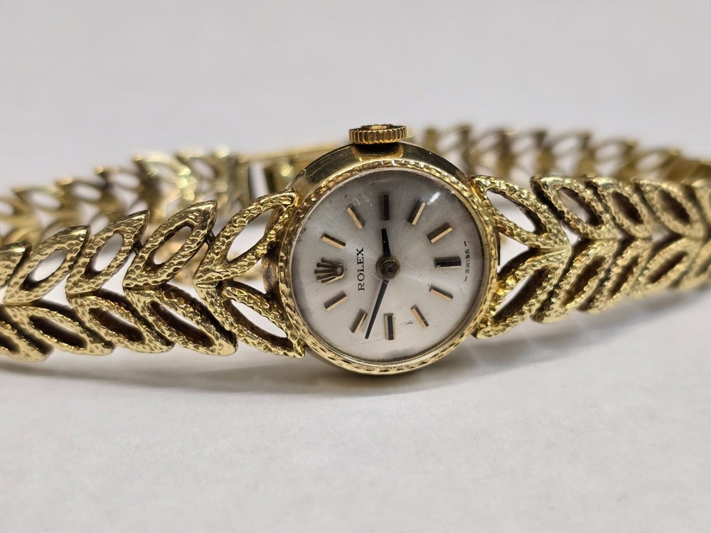 Vintage 50s Rolex 14K Gold Ladies 17.5mm Cocktail Watch Textured Leaf Band