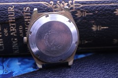 Q&Q JAPAN CBM CORP. AUTOMATIC WRIST WATCH 35.6mm 18.2mm LUG FOR REPAIR (BU)