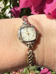 VTG Helbros Watch 10k Rolled Gold Plate Bezel & 1/20 12k GF Band Rose Co RUNS