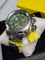 Invicta – VENOM – Chronograph – GREEN Dial 100m SS Bracelet mens watch