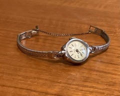 Elgin Lady’s Wristwatch 10k White Gold Filled Case 799 Mechanical Movt – Running