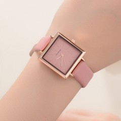 Simple Minimalist Wrist Watch for Woman Lady Girl Fashion Pu Leather Band Quartz