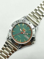 Vintage Refurbished Seiko Automatic Transparent GreenD/D Men’s WristWatch 38MM