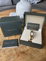 Vintage Gucci 1800L Gold-Tone Quartz Watch with Original Box & Papers