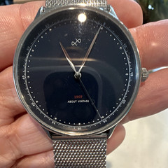 About Vintage 1969 Black Dial Silver Mesh Bracelet Quartz Watch 40mm 5 ATM