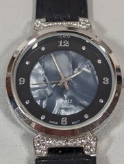 Womans Blue Gray Marble Style Dial Silver Tone Case Black Band Watch 7 Inch