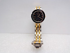 RADO Women’s DIASTAR 153.0344.3 Quartz Watch runs