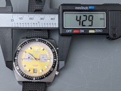 Zodiac Sea Dragon ZO2255 Yellow Dial Quartz Men’s Watch 43mm