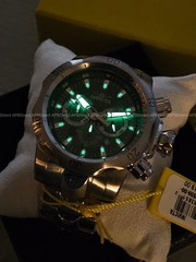 Invicta – VENOM – Chronograph – GREEN Dial 100m SS Bracelet mens watch