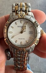 Vintage Wittnauer Men’s Stainless Steel Date Dial 100m Diver Watch 38mm – 4 oz.