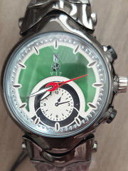 AJ Green Dial Chronograph Wristwatch Black Metal Bracelet Analog