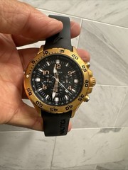 Náutica screw down crown OVERSIZED men’s watch Gold rubber strap N18523G 54mm