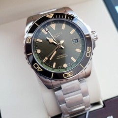 New Longines HydroConquest GMT 41mm Green Dial Steel Men’s Watch L3.790.4.06.6
