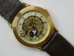 NICE WALT DISNEY MICKEY MOUSE DS-38 SKELETON MENS QUARTZ WATCH -NEW BATTERY RUNS