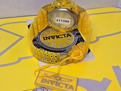 Invicta Special Edition Replica Racing Car w/ Invicta Burnout Watch (49044) New!