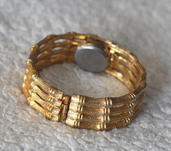 Vintage VANTAGE Hidden Watch Bracelet Women’s Gold Tone Hinged Bangle 70s 80s