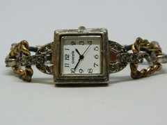 Chico’s Two Tone Quartz Analog Women’s Watch Sz. 6 1/2″ New Battery