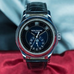 Patek Philippe Aquanaut Travel Time 5164Patek Philippe AnnA Black | Complete Set