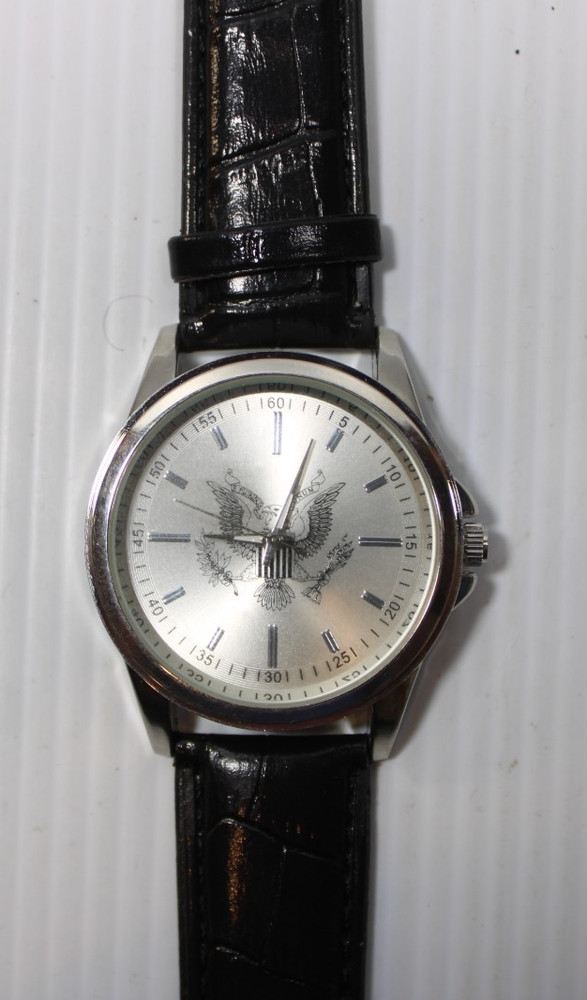 United States Seal American Eagle E PLURIBUS UNUM Men’s Watch NEW Old Stock