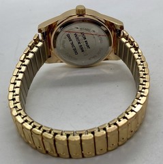 NEW KAREENA LADIES WATCH Fresh Battery Large Numbers Gold Expansion Band Nice!