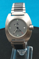 CALVIN KLEIN MCM Men’s Swiss Watch Model 12111, Silver/Gray, New Old Stock Band