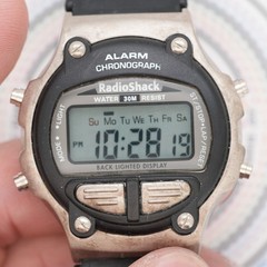 Vintage RadioShack 63-5097 Digital Alarm Chronograph Watch – 30M – Running