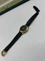 Lot Of 2 Gucci Watches Men & Woman Original Buckles In Booth Swiss Made