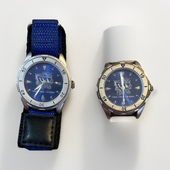 UAA Unisex Analog Wristwatch Blue Dial Arrow Markers Silver Case Two Bands