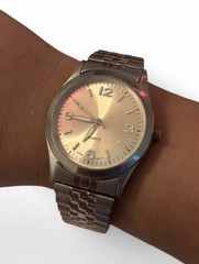 Quartz Analog Watch Silver Dial Arabic/Baton Indexes Metal Silver Bracelet