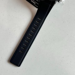 New CASIO G SHOCK GST B200 Bluetooth Equipped Tough Solar Very Complete Set