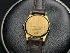 Ladies Vintage Citizen Exceed Gold Tone Watch 3330-C80410 Cabochon Crown JDM