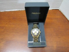 PULSAR MENS STAINLESS STEEL MINERAL CRYSTAL QUARTZ WATCH T-B26 C