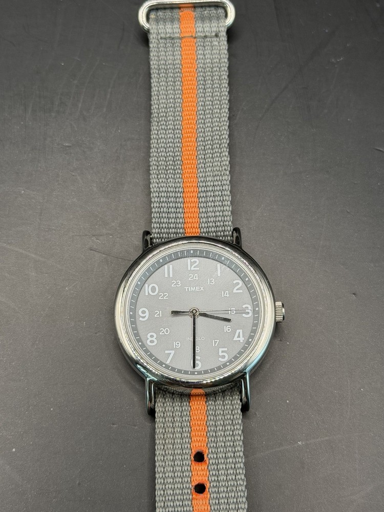 Timex Weekender Men T2N649 Indiglo Gray Nylon Quartz Analog 38mm Watch 7 1/2″