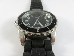 Vivani K2082BL Black Dial Quartz Sport Watch Singapore Movement Silicone Strap