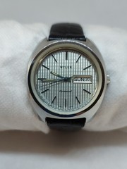 Rare Vintage Wyler Dynawind 17 Jewel Mens Wristwatch “Excellent Condition” Works