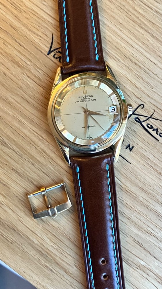 Universal Geneve, Polerouter Date, gold plated, 35mm case strap cream dial