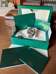 Rolex DATEJUST 41mm FULL SET – White Gold Fluted Bezel Jubilee 126334 2024-2025