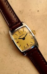 Zenith Women’s 70s