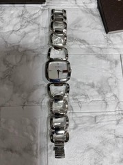 GUCCI G Collection Women’s Square Watch Silver Elegant Quartz W/Box New Unused