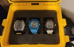 🏷 Watch set, Invicta Racing Man 48.50mm, blue, black n white, white n black.