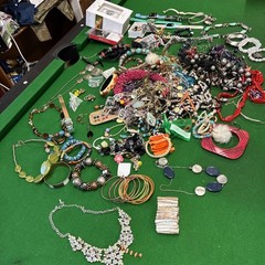 Job Lot Off Junk Jewellery And Watches Spares Repair Unsorted