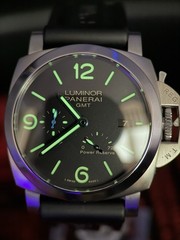 Panerai Luminor 1950 3 Days GMT PAM01321 – Box & Papers – 3 Straps
