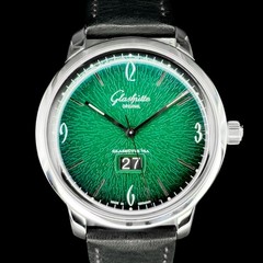Glashütte Original Sixties Panorama Date 2-39-47-04-02-04 Green Dial – Full Set