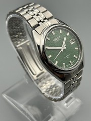 Vintage Seiko 5 Automatic Olive Green Dial Day/Date men’s Wrist Watch Japan