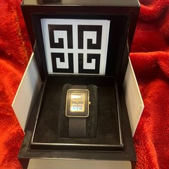 RARE FIND | New in Box/Unworn GIVENCHY Women Fashion watch GV.5207M